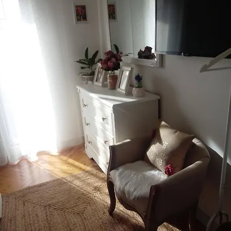 Katarina Za 6 Osoba Makarska