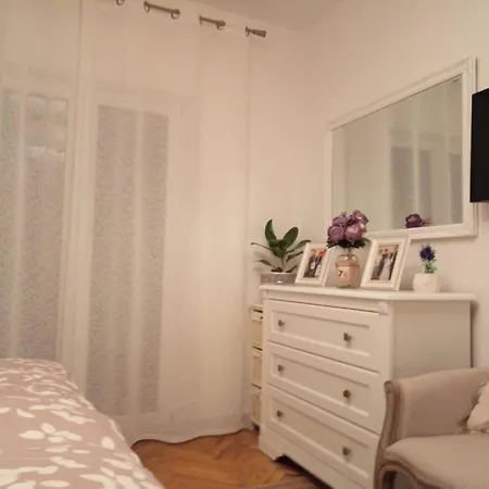 Apartamento Katarina Za 6 Osoba Makarska