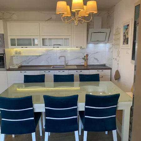 Katarina Za 6 Osoba Lägenhet Makarska