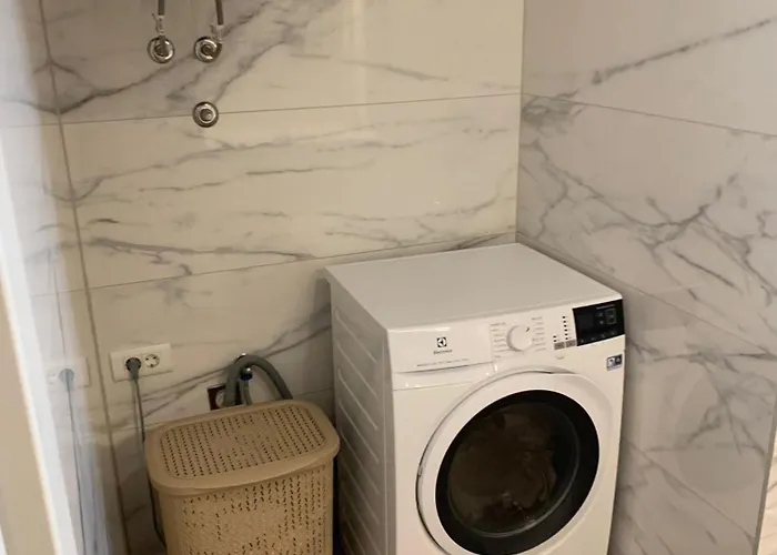 Katarina Za 6 Osoba * Μακάρσκα